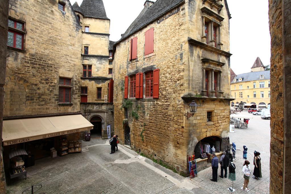 Le Royere Apartment Sarlat-la-Caneda Bagian luar foto
