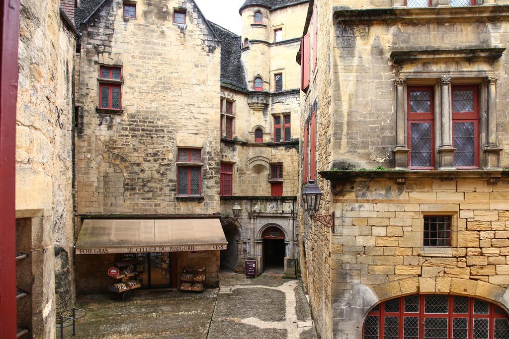 Le Royere Apartment Sarlat-la-Caneda Bagian luar foto